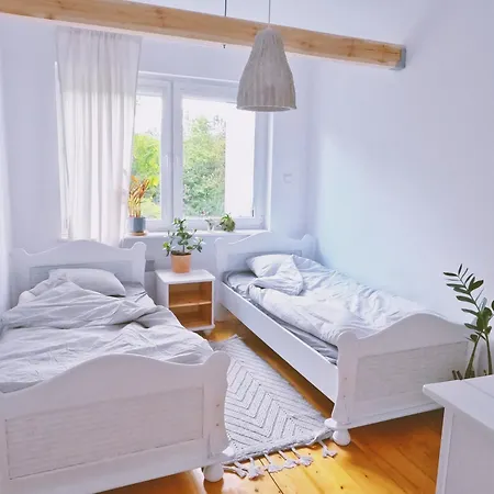 Inny Dom 펜션 Lacha