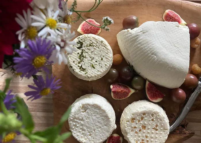 Inny Dom Дом отдыха Lacha